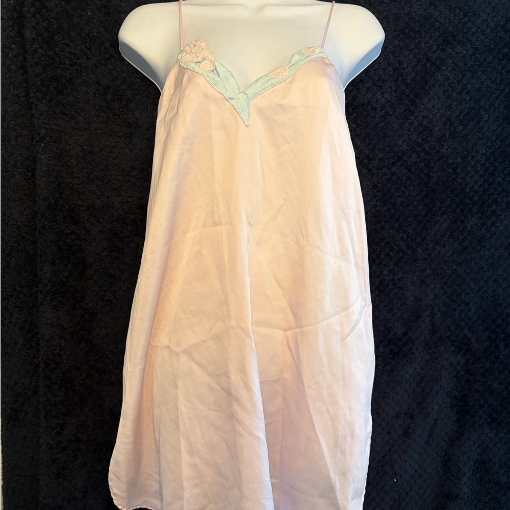 Vintage 60's Pink Nightgown with Floral Detail